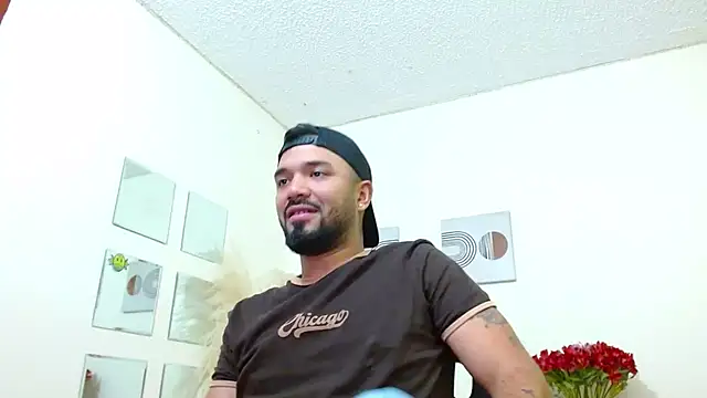 mathew vidal1 online show from 10.11.25