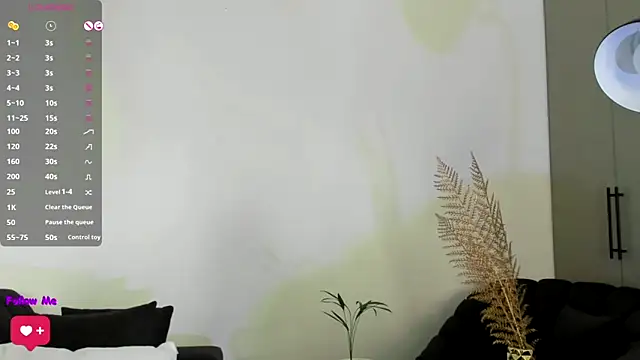 Isabellacharm online show from 01.10.25