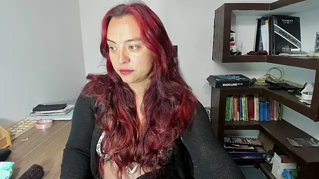 Snapshot of Redwidow__ chatting on 02.24.26 Redwidow online show from 02.24.26