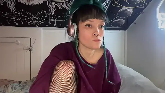 Snapshot of FRRANNKIE chatting on 01.22.25 FRRANNKIE online show from 01.22.25