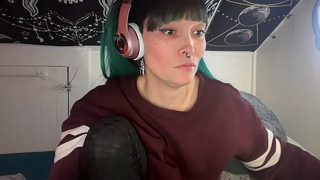 Snapshot of FRRANNKIE chatting on 01.25.25 FRRANNKIE online show from 01.25.25