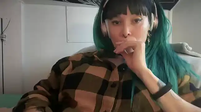 Snapshot of FRRANNKIE chatting on 03.01.25 FRRANNKIE online show from 03.01.25