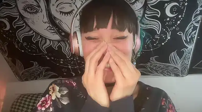 Snapshot of FRRANNKIE chatting on 03.02.25 FRRANNKIE online show from 03.02.25