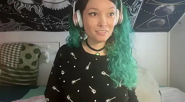 Snapshot of FRRANNKIE chatting on 03.06.25 FRRANNKIE online show from 03.06.25