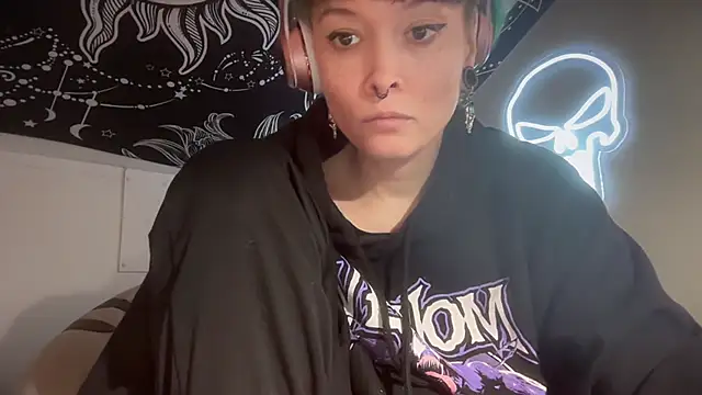 Snapshot of FRRANNKIE chatting on 03.22.25 FRRANNKIE online show from 03.22.25