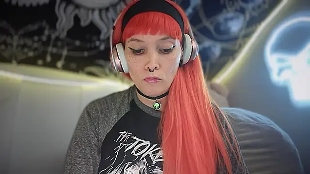 Snapshot of FRRANNKIE chatting on 09.16.25 FRRANNKIE online show from 09.16.25