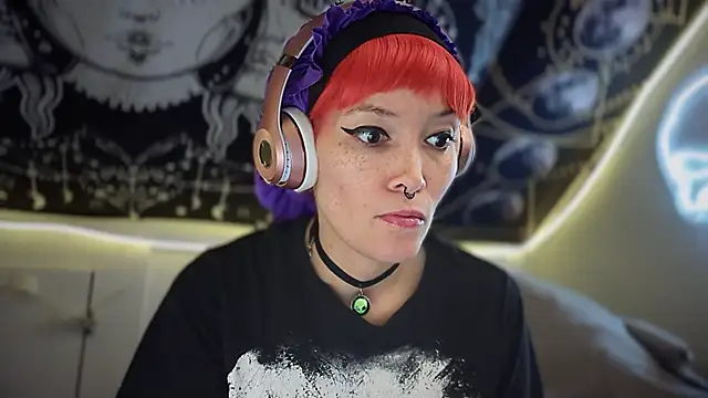 Snapshot of FRRANNKIE chatting on 09.27.25 FRRANNKIE online show from 09.27.25