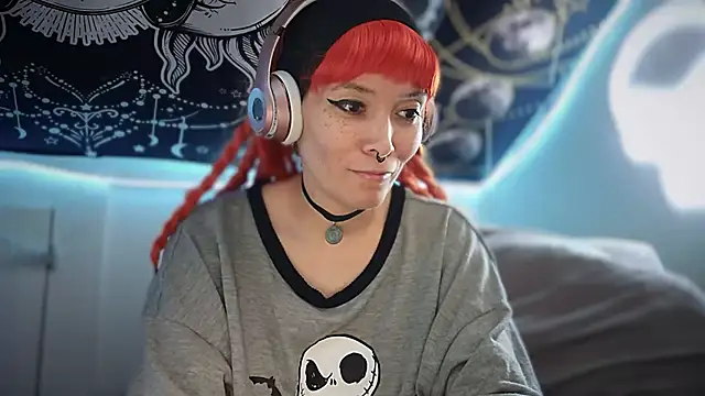 Snapshot of FRRANNKIE chatting on 09.28.25 FRRANNKIE online show from 09.28.25