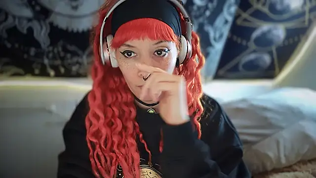 Snapshot of FRRANNKIE chatting on 09.30.25 FRRANNKIE online show from 09.30.25