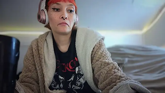 Snapshot of FRRANNKIE chatting on 10.09.25 FRRANNKIE online show from 10.09.25