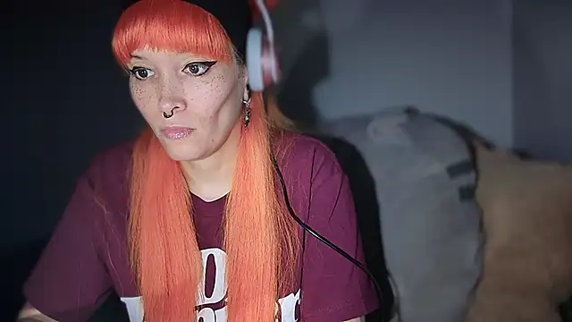 Snapshot of FRRANNKIE chatting on 10.26.25 FRRANNKIE online show from 10.26.25