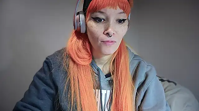 Snapshot of FRRANNKIE chatting on 11.08.25 FRRANNKIE online show from 11.08.25