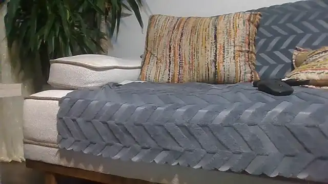 Snapshot of reslerkek31 chatting on 12.14.25 reslerkek31 online show from 12.14.25