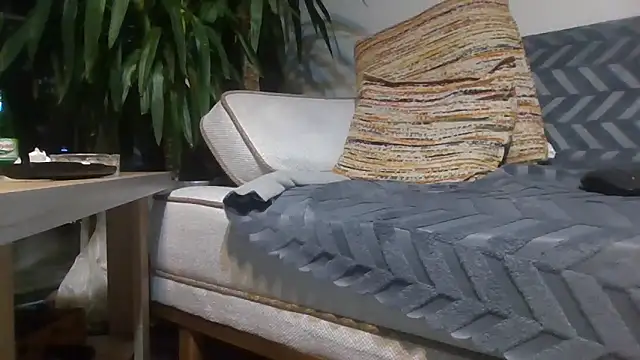 Snapshot of reslerkek31 chatting on 02.21.26 reslerkek31 online show from 02.21.26