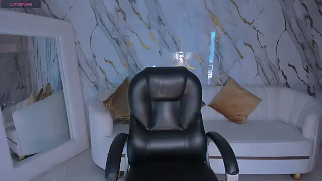 DannaCruz online show from 10.02.25