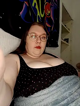 Sexycurvyemilyy online show from 02.27.26
