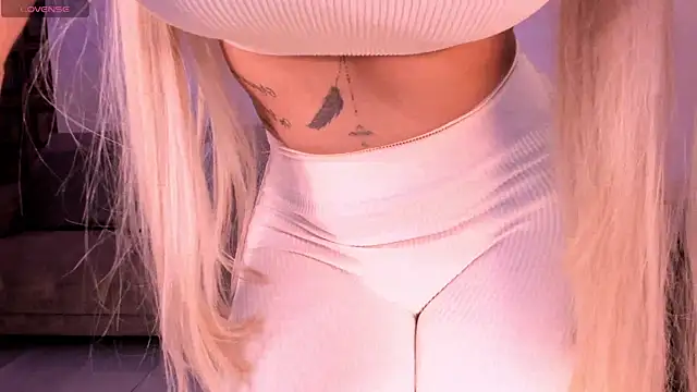 SophiePalmer online show from 03.09.25