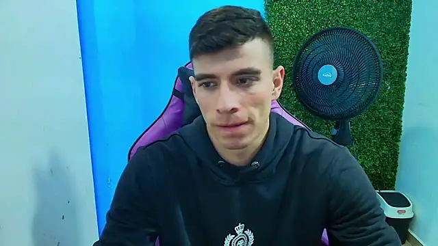 Snapshot of DEIBY_BABY chatting on 01.16.25 DEIBY BABY online show from 01.16.25