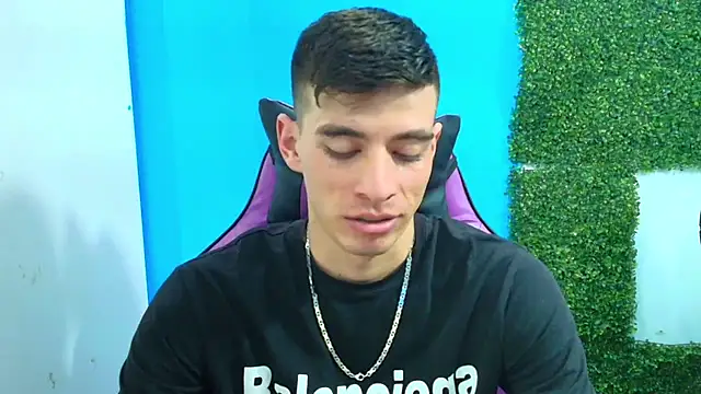 Snapshot of DEIBY_BABY chatting on 01.29.25 DEIBY BABY online show from 01.29.25