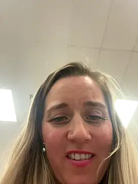 SkyelarSommer online show from 12.04.24