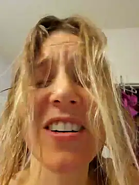 SkyelarSommer online show from 01.05.25