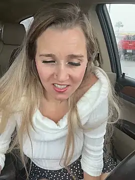 SkyelarSommer online show from 01.23.25