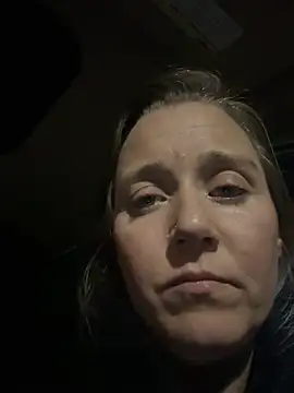 SkyelarSommer online show from 02.22.25