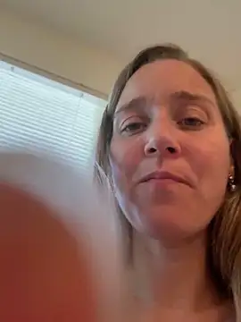 SkyelarSommer online show from 09.20.25