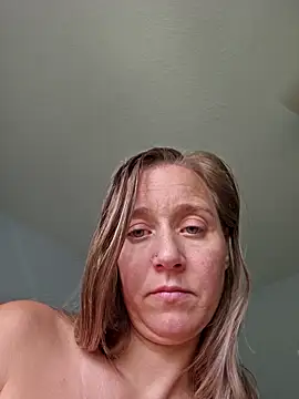 SkyelarSommer online show from 10.17.25