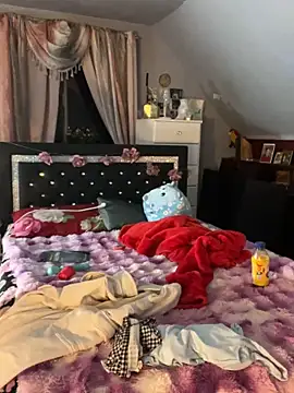 DominiqueX0 online show from 04.09.26