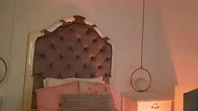 Snapshot of Victoria_Watsson chatting on 02.24.26 Victoria Watsson online show from 02.24.26