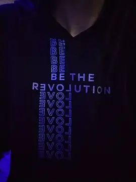 LissaThompsom online show from 10.31.25