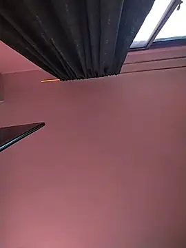 LissaThompsom online show from 02.04.26