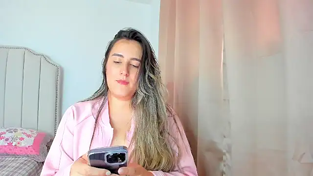 Hanna86 online show from 11.24.25