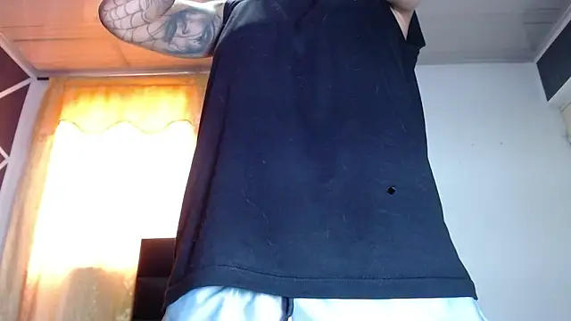 Snapshot of Tamarahryan chatting on 02.07.25 Tamarahryan online show from 02.07.25