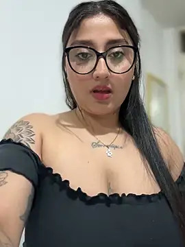 croftsmila online show from 02.15.25