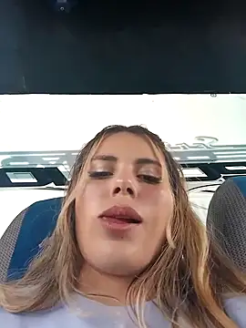 Snapshot of Misscata1106 chatting on 10.15.25 Misscata1106 online show from 10.15.25