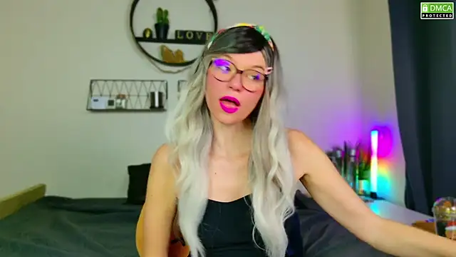 Kittychatte online show from 12.07.24