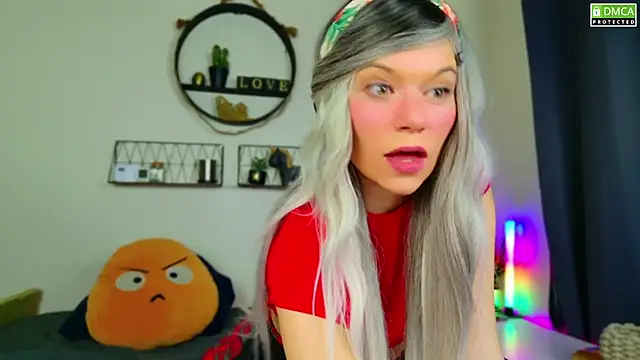 Kittychatte online show from 12.11.24