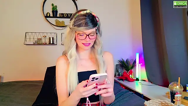 Kittychatte online show from 03.22.25