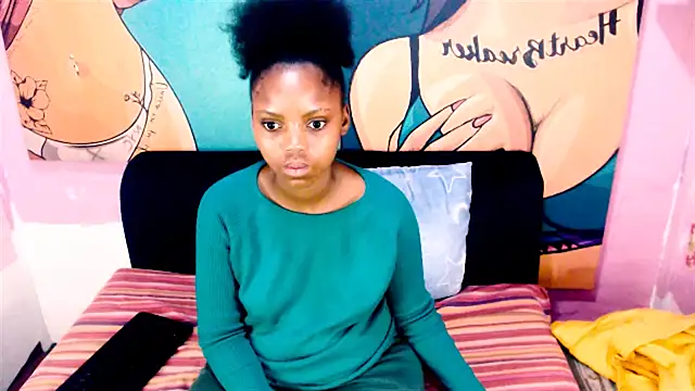 Snapshot of EroticDesiresxxx chatting on 09.29.25 EroticDesiresxxx online show from 09.29.25