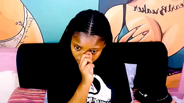 Snapshot of EroticDesiresxxx chatting on 11.25.25 EroticDesiresxxx online show from 11.25.25