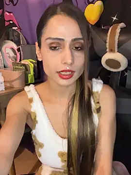 LaPetitechienne1 online show from 01.10.25