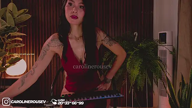 Snapshot of carolinerousev chatting on 06.07.26 carolinerousev online show from 06.07.26