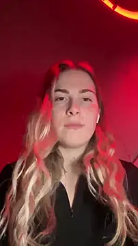 KissMissAngela online show from 11.20.25