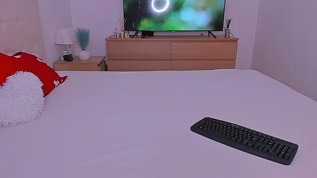 Snapshot of Your_Girl69XXX chatting on 01.27.25 Your Girl69XXX online show from 01.27.25