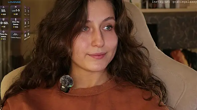 Snapshot of Chill_out_with_Salvia chatting on 11.05.25 Chill out with Salvia online show from 11.05.25