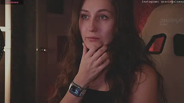 Snapshot of Chill_out_with_Salvia chatting on 11.22.25 Chill out with Salvia online show from 11.22.25