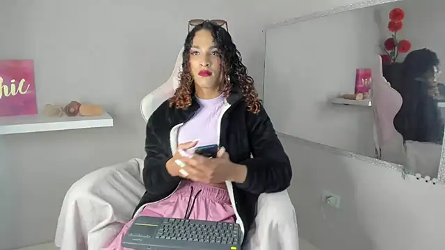 StefanyMiler online show from 02.01.25