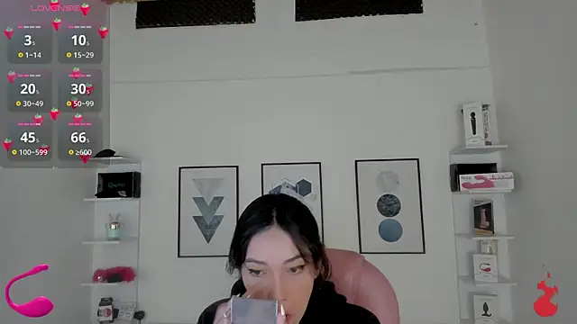 cristal  hot 1 online show from 01.20.25